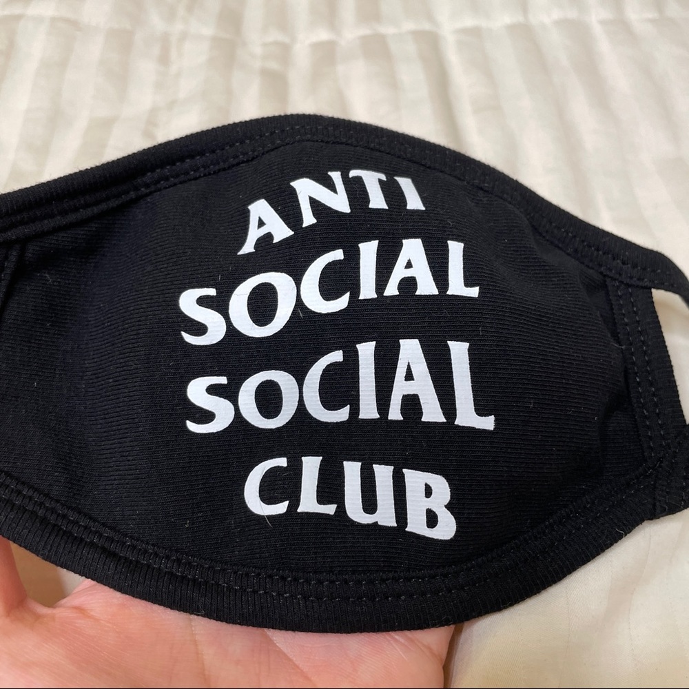 SOLD Authentic ASSC Cotton Face Mask - Picture 2 of 3
